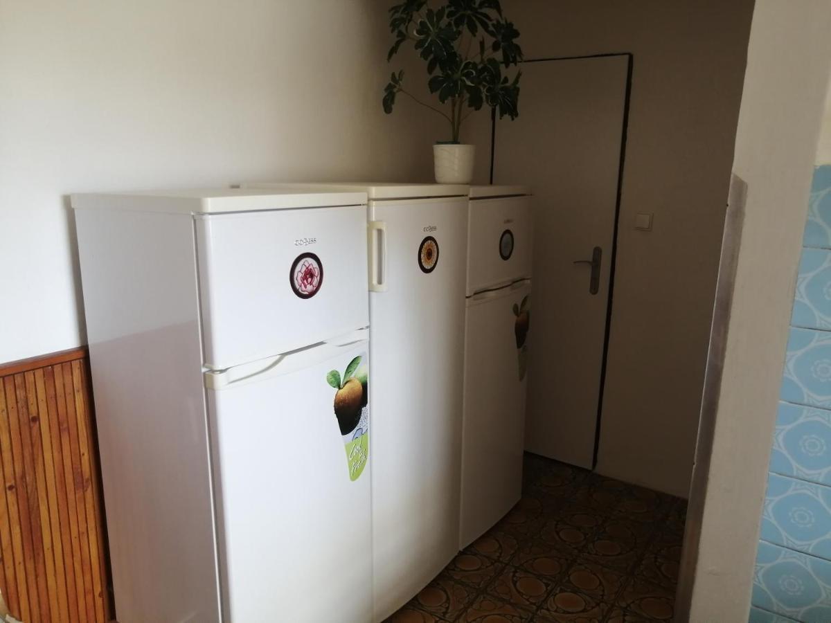 U Ladi Apartment บุลฮารี ภายนอก รูปภาพ